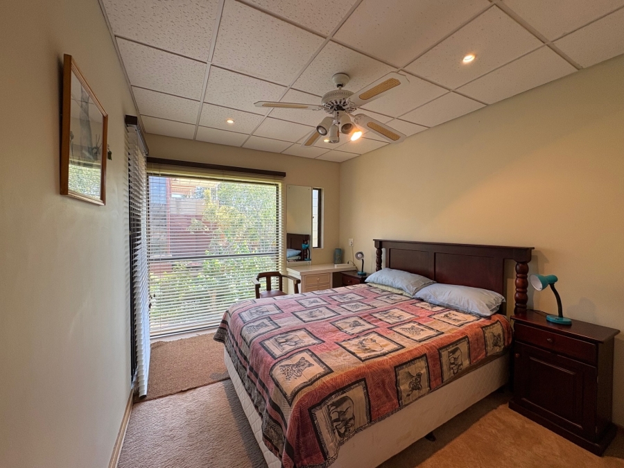 4 Bedroom Property for Sale in Heuwelsig Free State